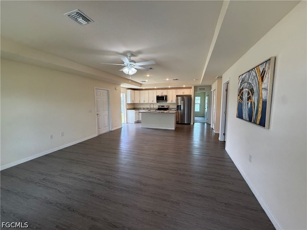 557 Oakshire Lane, Lehigh Acres, FL 33972 photo 3