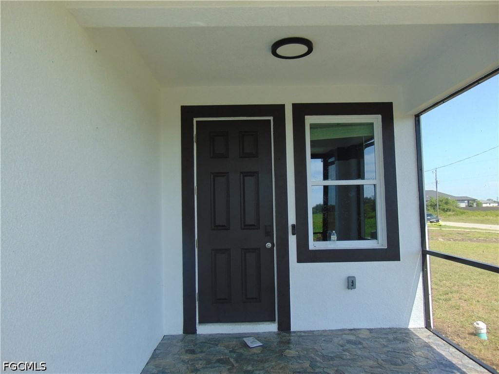 9020 E Castle Circle, Labelle, FL 33935 photo 2