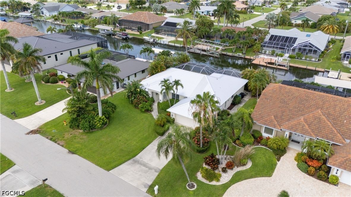 4916 SW 11th Place, Cape Coral, FL 33914 photo 4