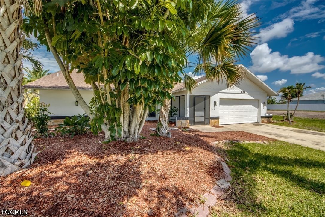 1124 NW 1st Place, Cape Coral, FL 33993 photo 5