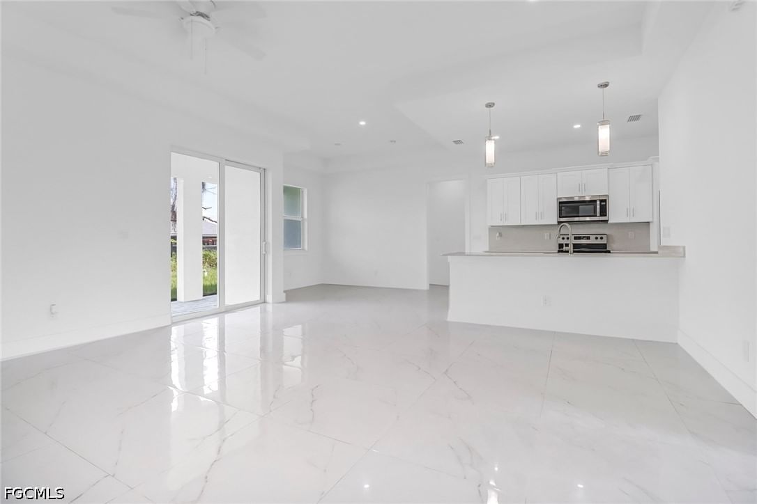 2933 Van Buren Parkway, Cape Coral, FL 33993 photo 4