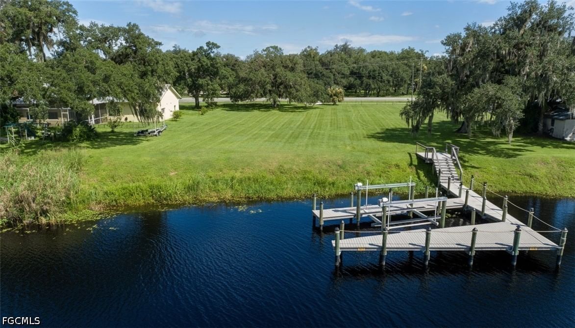 395 Old County Road 78, Labelle, FL 33935 photo 2