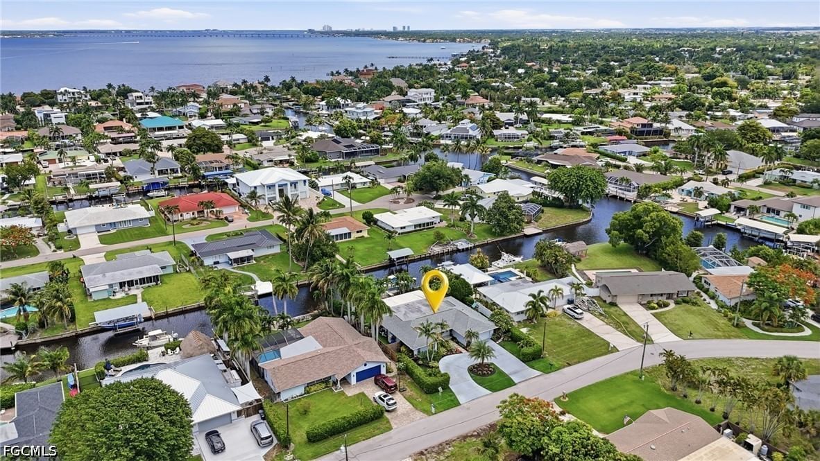 405 Prather Drive, Fort Myers, FL 33919 photo 3