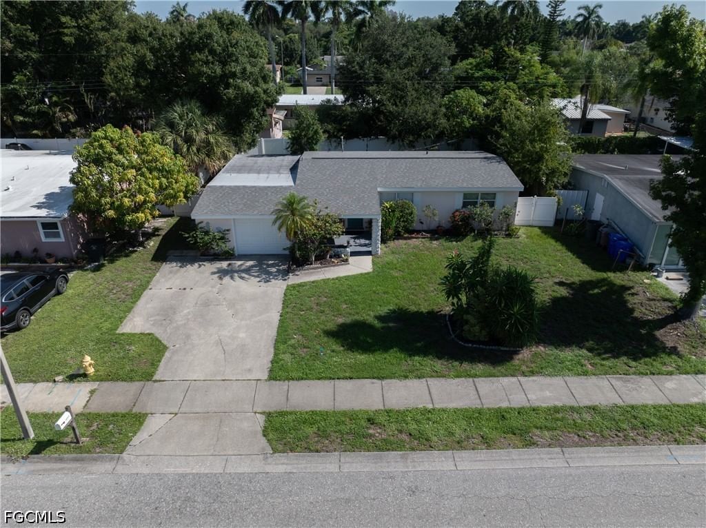 1643 Ricardo Avenue, Fort Myers, FL 33901 photo 3