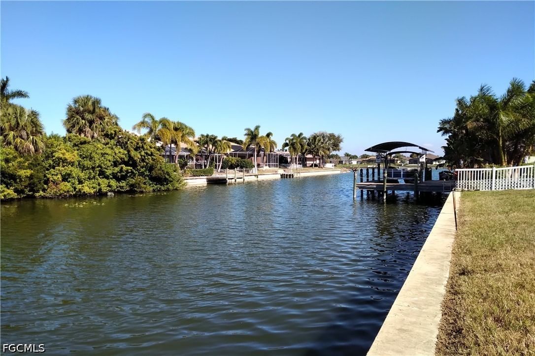 2011 NE 2nd Street, Cape Coral, FL 33909 photo 3