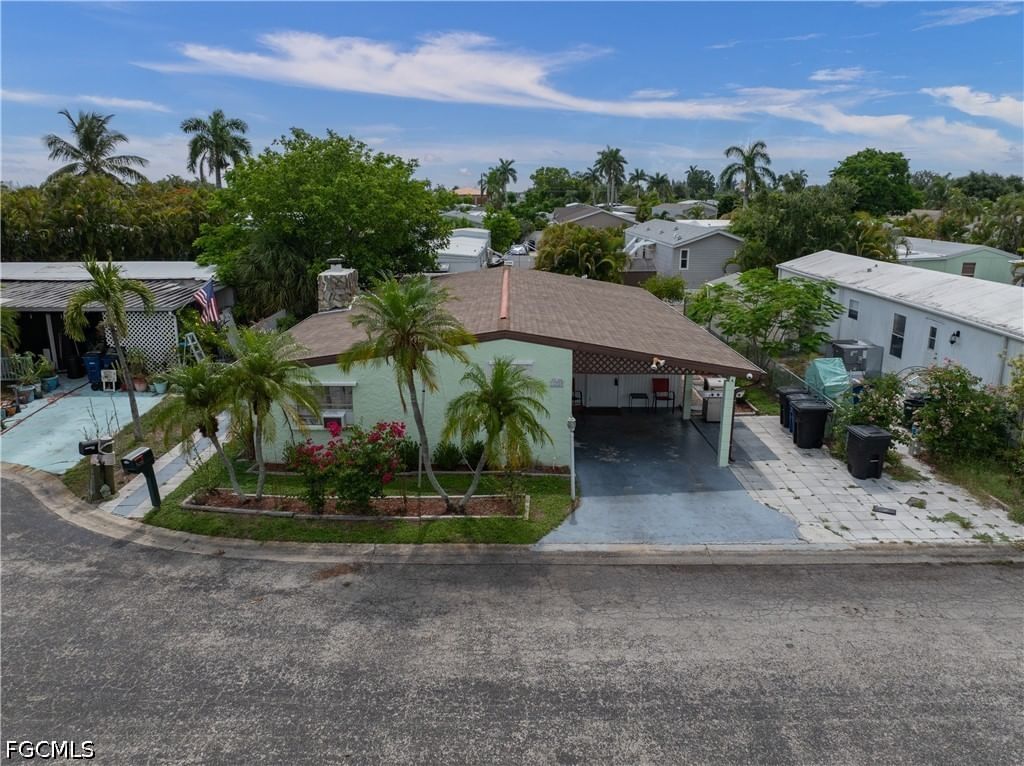16200 Cathy Court, Fort Myers, FL 33908 photo 2