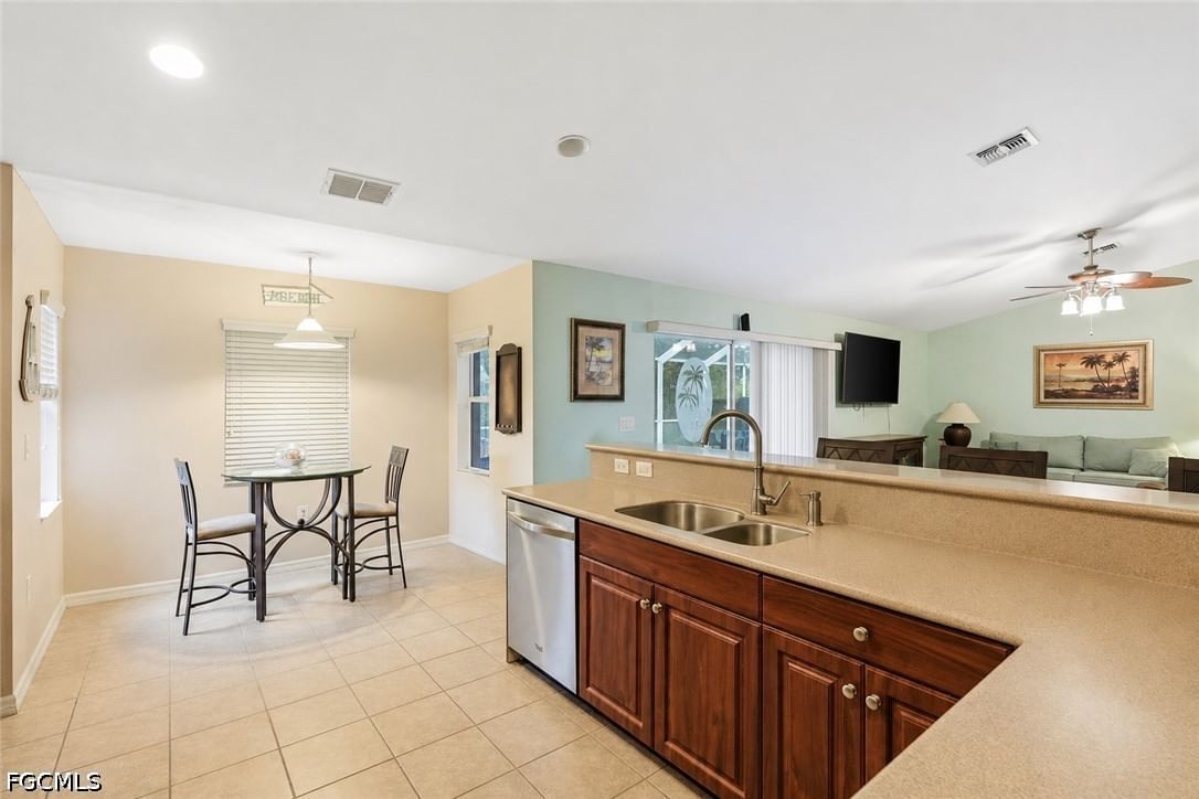 2541 NW 21st Avenue, Cape Coral, FL 33993 photo 5