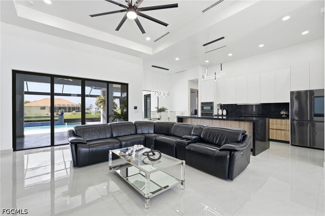 18 NE 6th Street, Cape Coral, FL 33909 photo 5