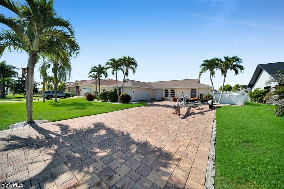 1220 SW 54th Lane, Cape Coral, FL 33914 photo 4