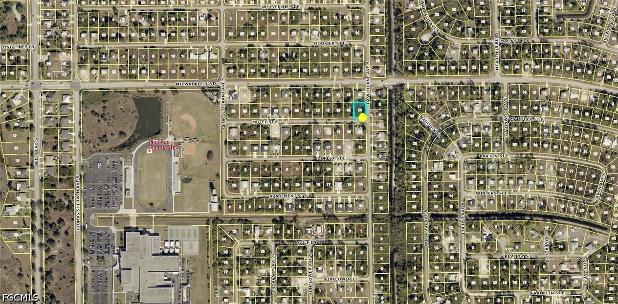 885 Motel Street E, Lehigh Acres, FL 33974 photo 2