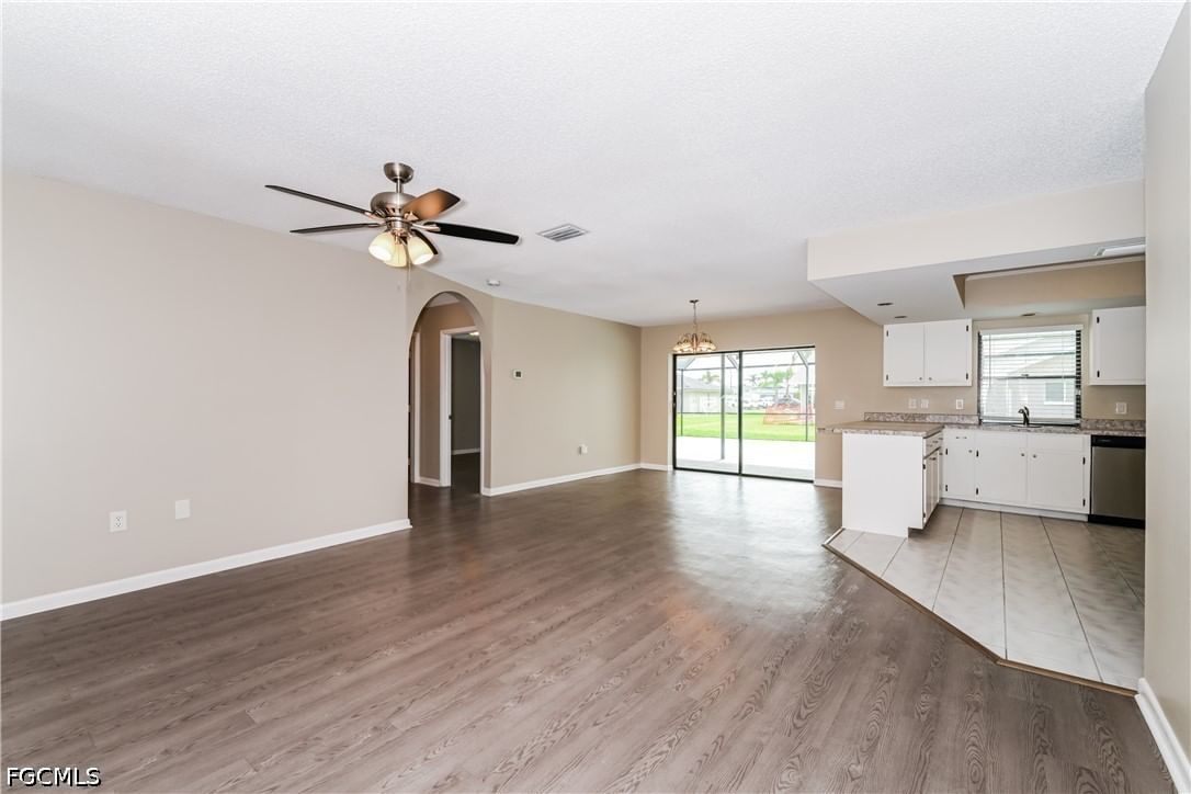 3411 SW 6th Place, Cape Coral, FL 33914 photo 2