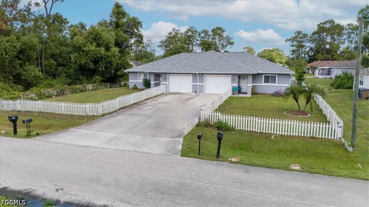 2438 Joe Avenue S, Lehigh Acres, FL 33973 photo 3