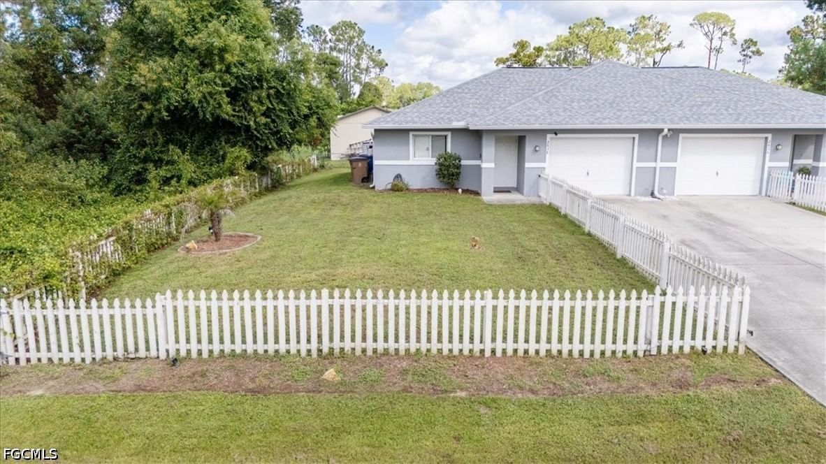 2438 Joe Avenue S, Lehigh Acres, FL 33973 photo 4