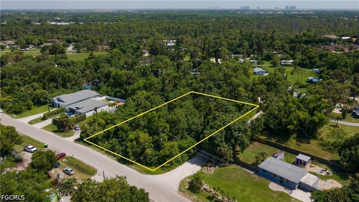 20190 Trailside Drive, Estero, FL 33928 photo 5