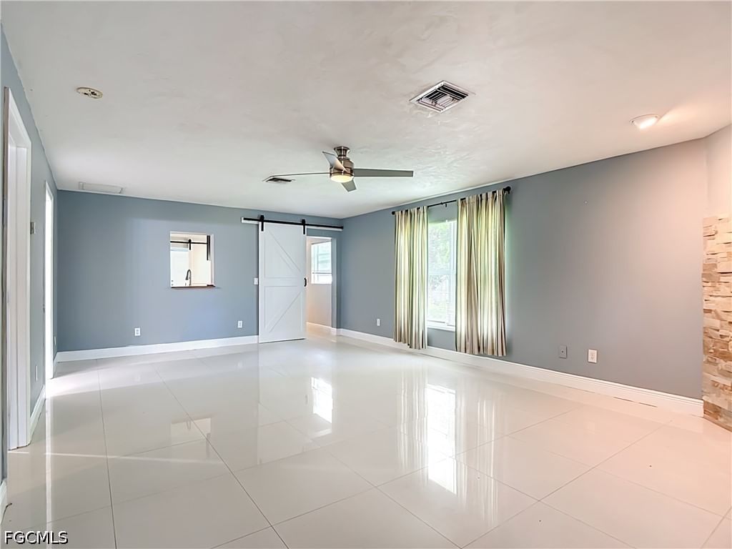 19330 Meredith Road, North Fort Myers, FL 33917 photo 4