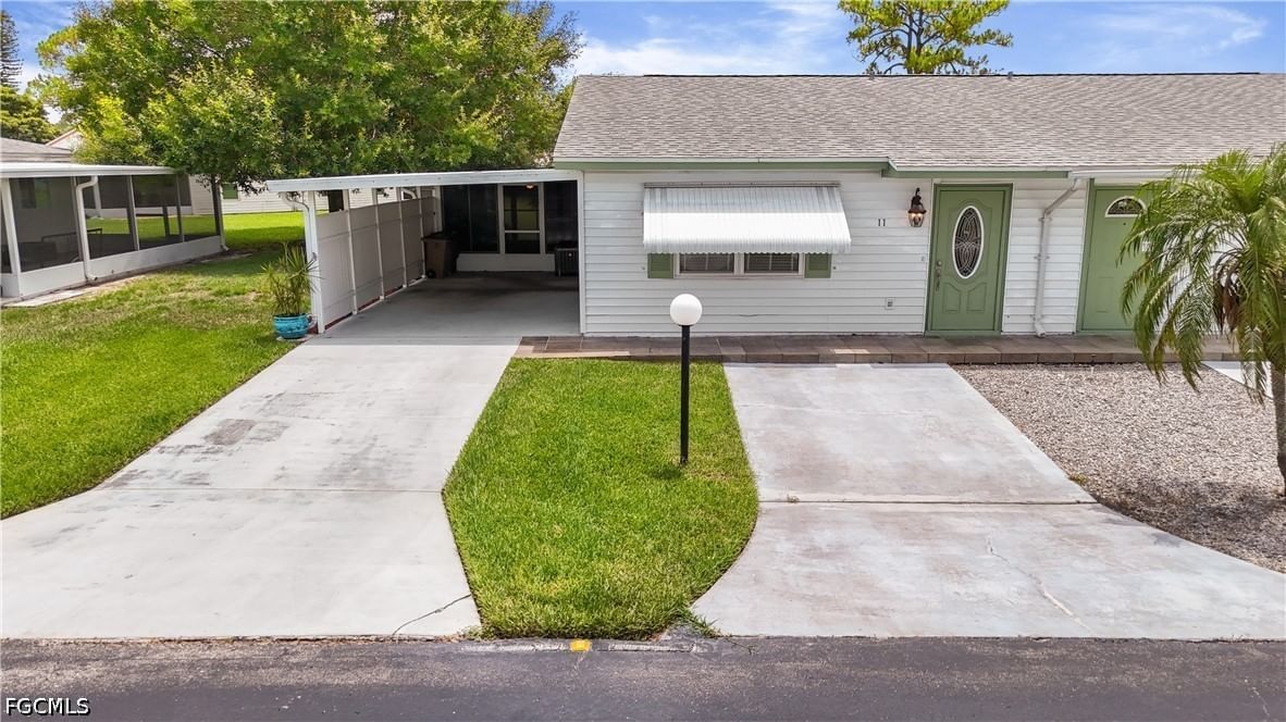 11 Desert Candle Circle, Lehigh Acres, FL 33936 photo 3