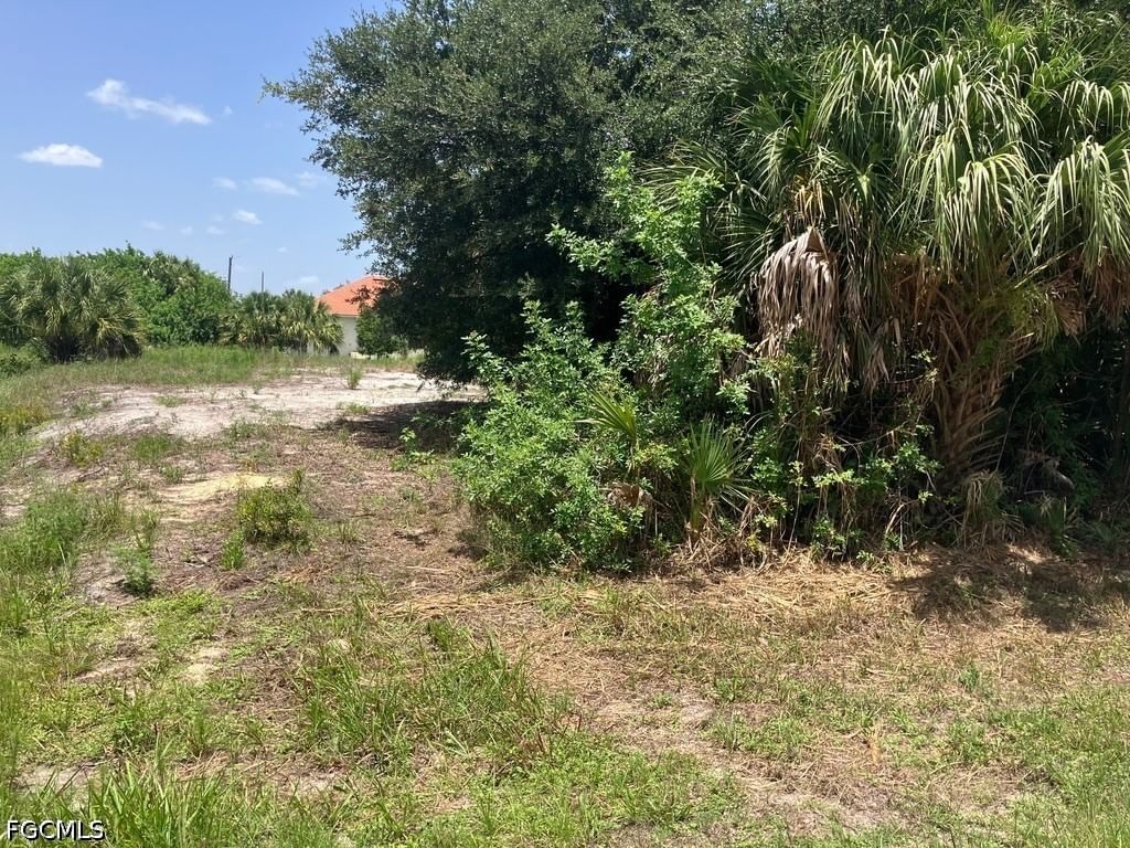7219 Freeberg Circle, Port Charlotte, FL 33981 photo 2