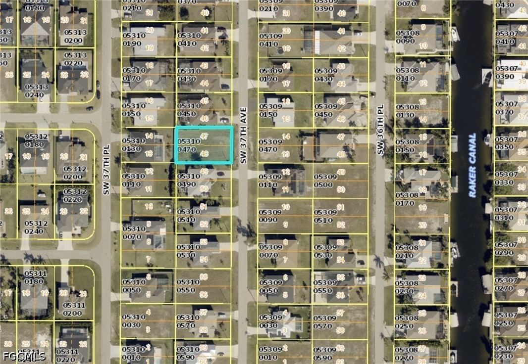 118 SW 37th Avenue, Cape Coral, FL 33991 photo 4