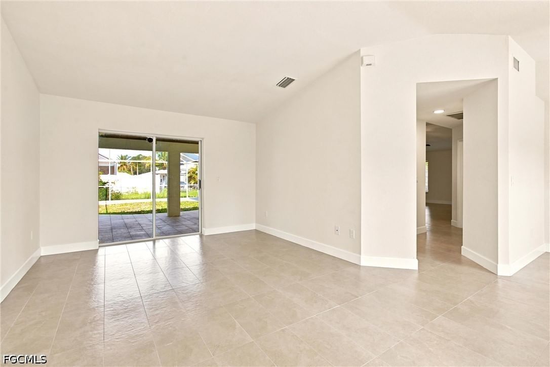 1508 SE 5th Court, Cape Coral, FL 33990 photo 5