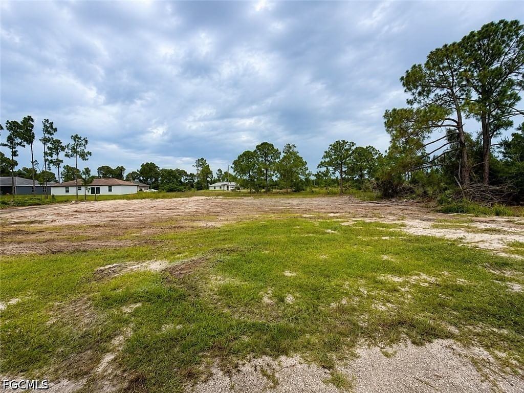 845 Dante Avenue S, Lehigh Acres, FL 33974 photo 3