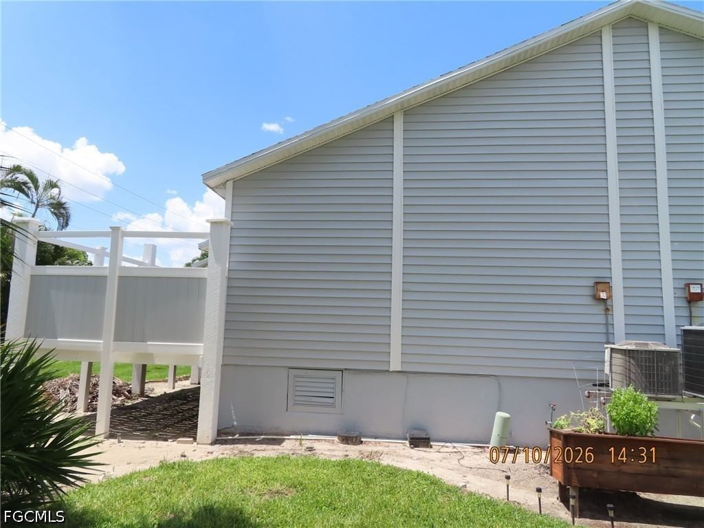 6012 Timberwood Circle #212, Fort Myers, FL 33908 photo 2