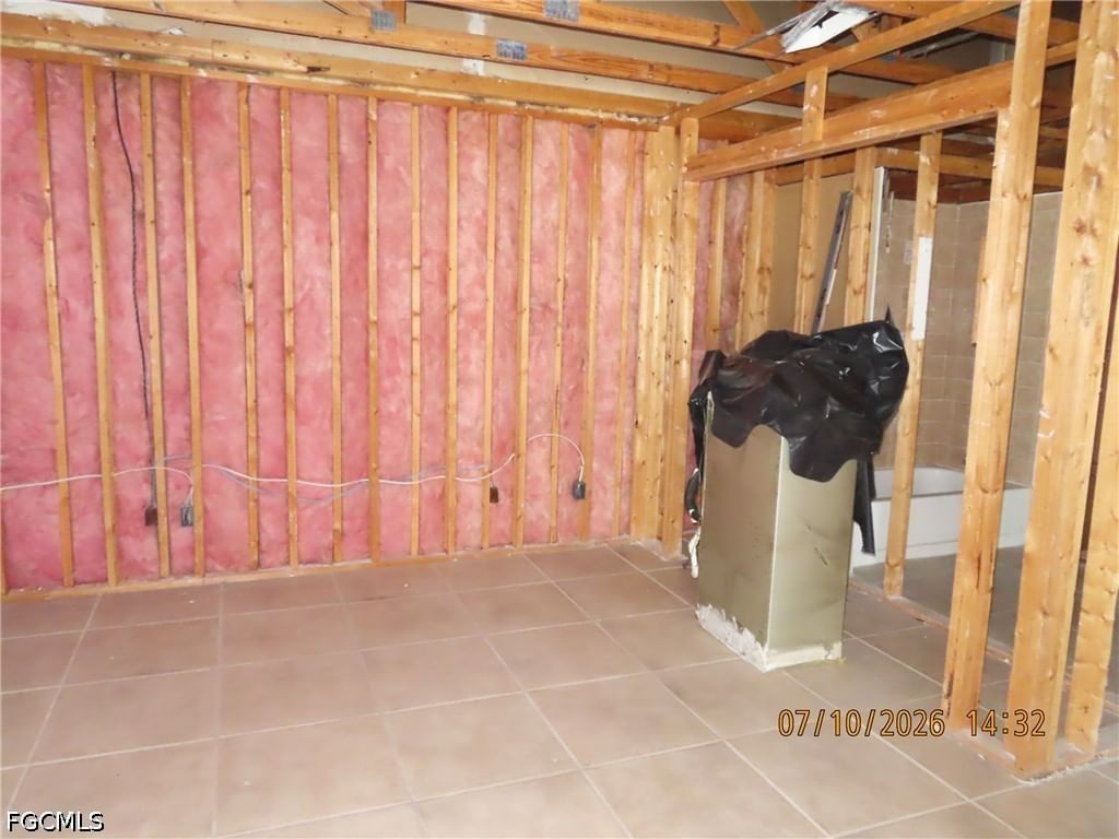 6012 Timberwood Circle #212, Fort Myers, FL 33908 photo 4