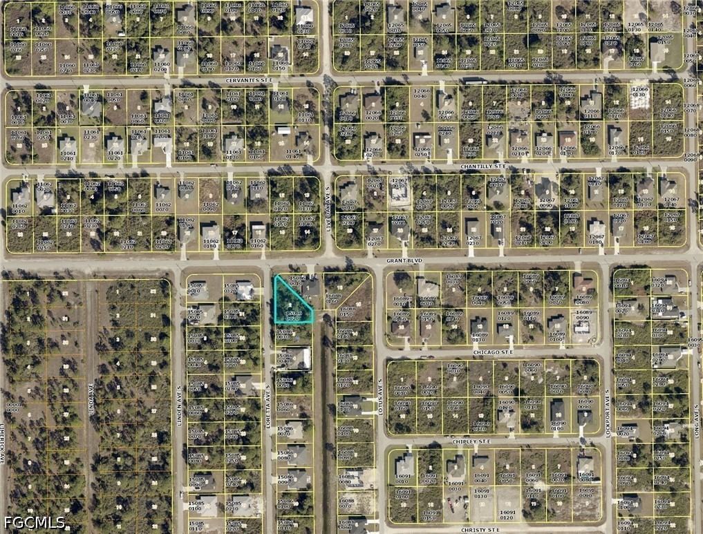 439 Loretta Avenue S, Lehigh Acres, FL 33974 photo 3