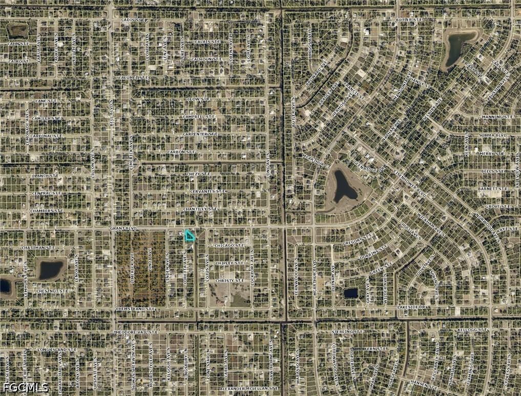439 Loretta Avenue S, Lehigh Acres, FL 33974 photo 4