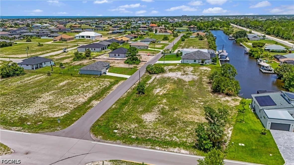3203 NW 41st Avenue, Cape Coral, FL 33993 photo 2