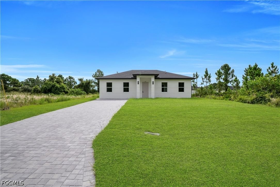 707 Randall Avenue E, Lehigh Acres, FL 33974 photo 3
