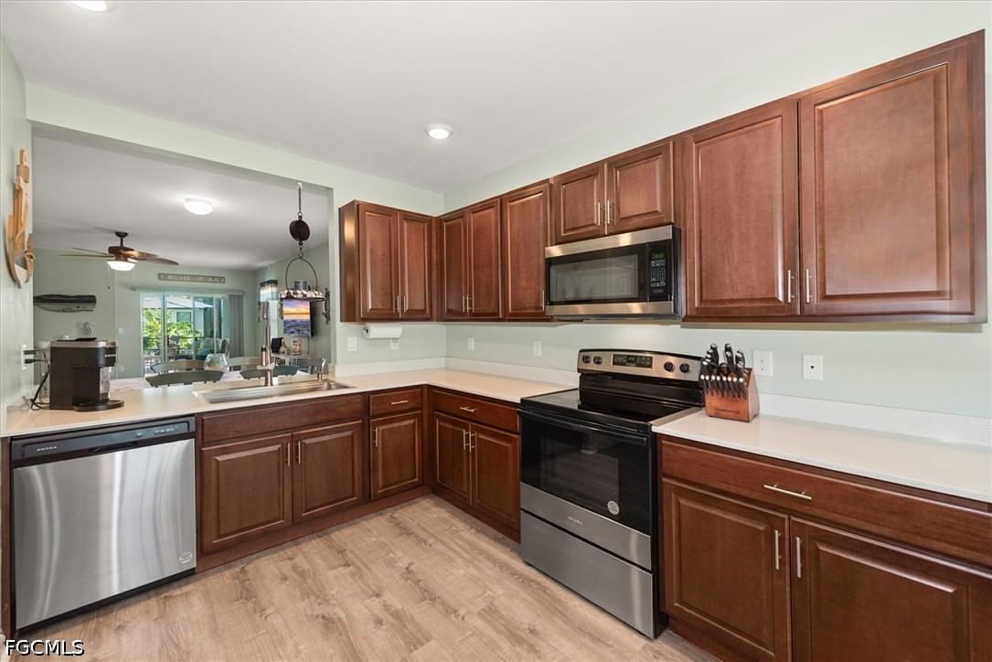 2805 NW 4th Terrace, Cape Coral, FL 33993 photo 4