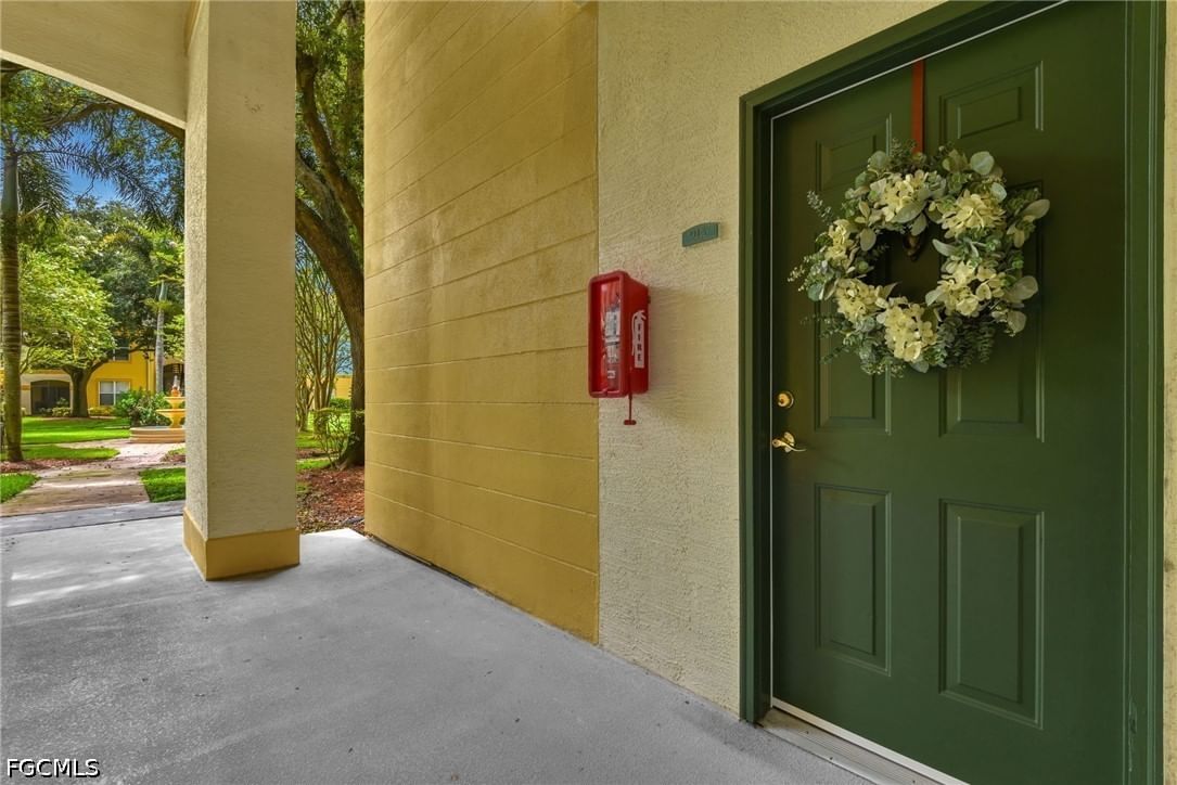 11521 Villa Grand #913, Fort Myers, FL 33913 photo 3