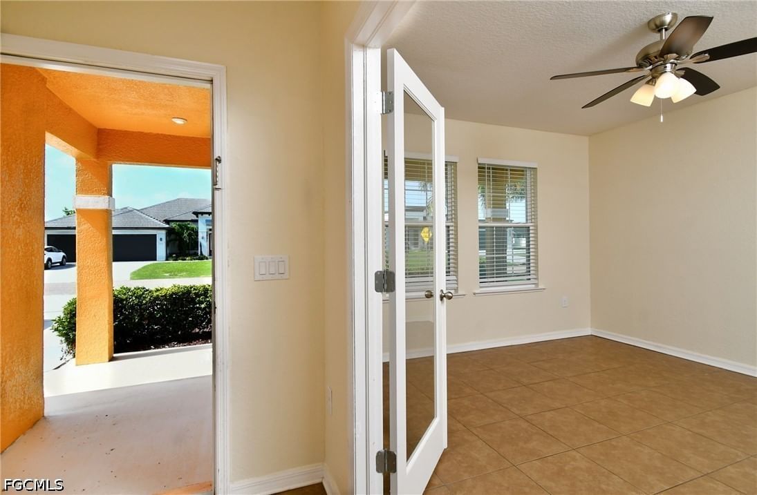 1913 SW 26th Terrace, Cape Coral, FL 33914 photo 5