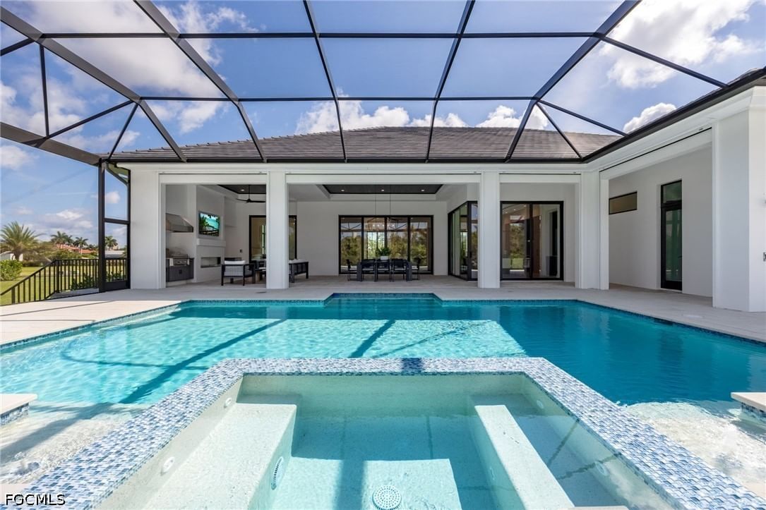 15850 Hampton View Court, Fort Myers, FL 33908 photo 2
