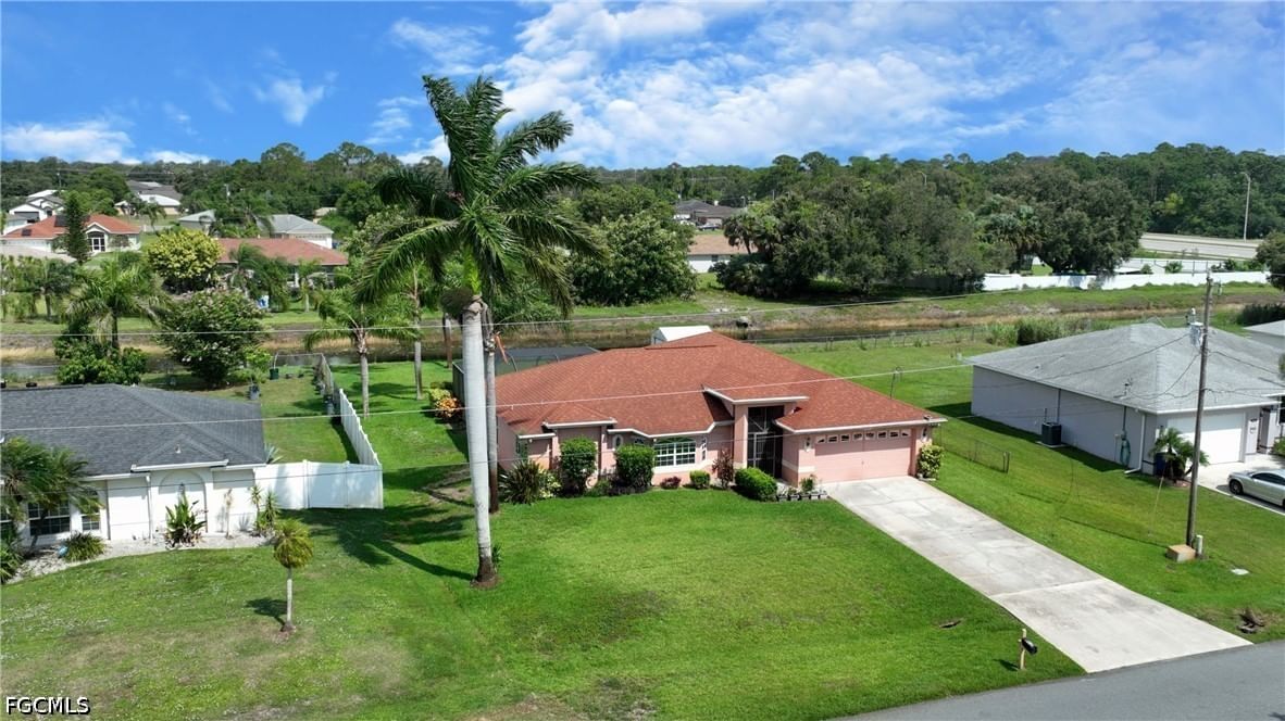 712 Fargo Drive, Fort Myers, FL 33913 photo 4