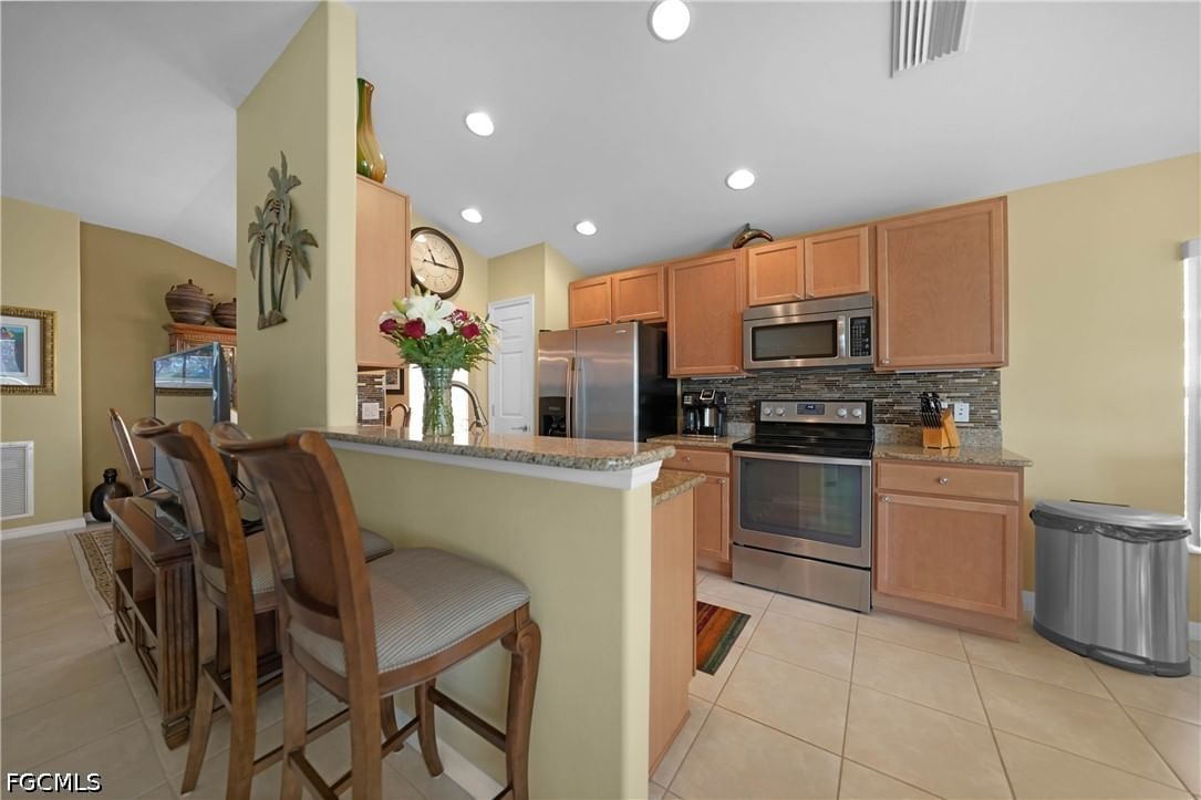 2457 Anguilla Drive, Cape Coral, FL 33991 photo 3