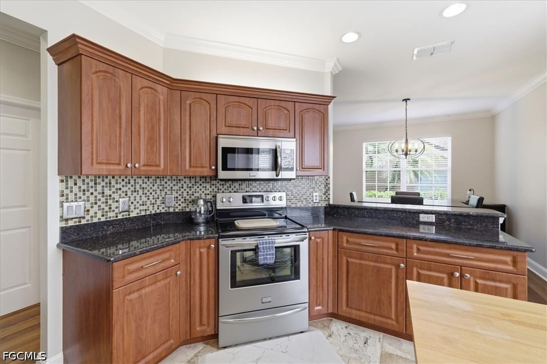 9361 Alamander Court #401, Fort Myers, FL 33919 photo 5