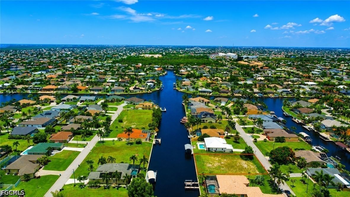 4132 SW 22nd Court, Cape Coral, FL 33914 photo 2