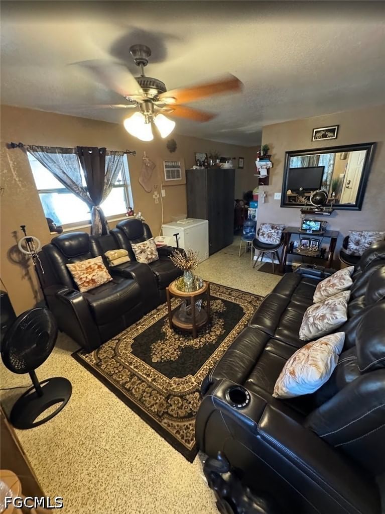 107 William Street, Fort Myers, FL 33916 photo 2