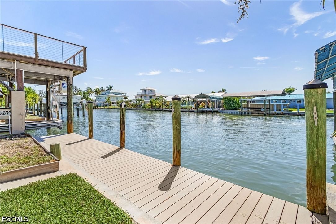 2272 York Road, St James City, FL 33956 photo 4