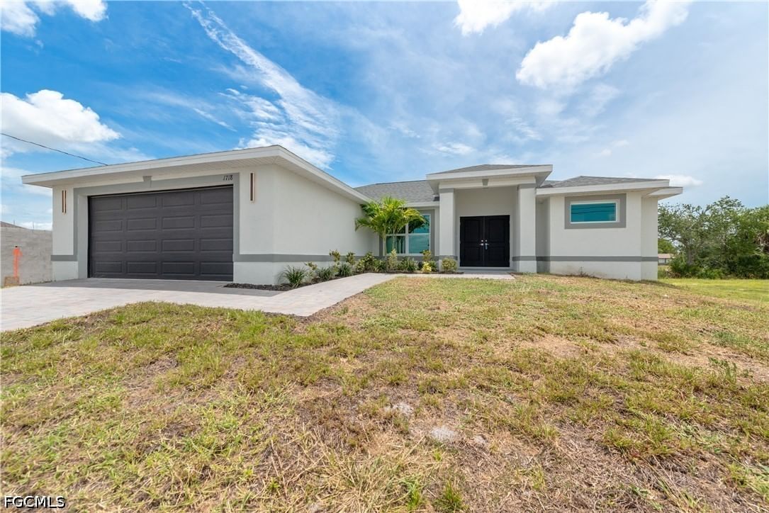 1718 NE 13th Place, Cape Coral, FL 33909 photo 4