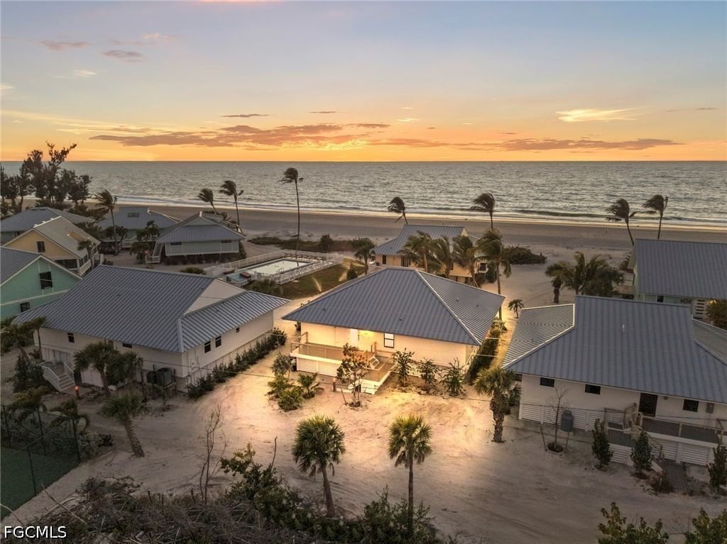 25 Beach Homes, Captiva, FL 33924 photo 4