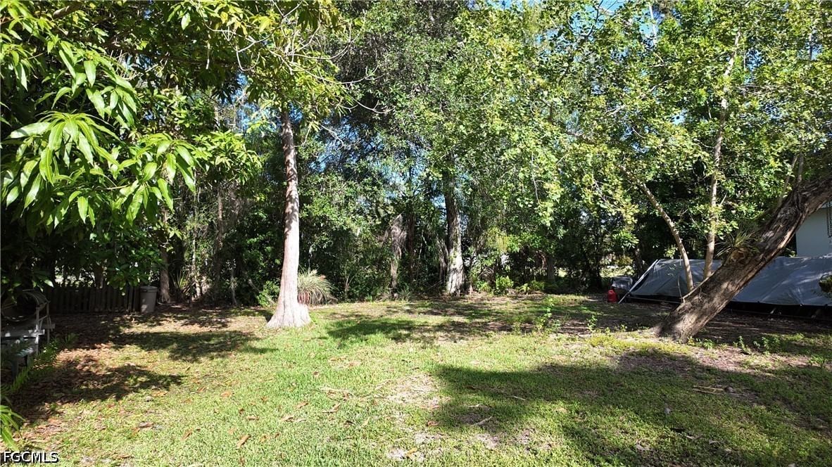 6969 Magnolia Lane, Fort Myers, FL 33966 photo 4