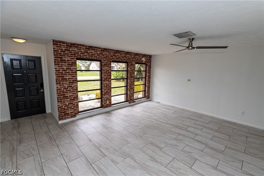 25572 Fenner Circle, Bonita Springs, FL 34135 photo 4