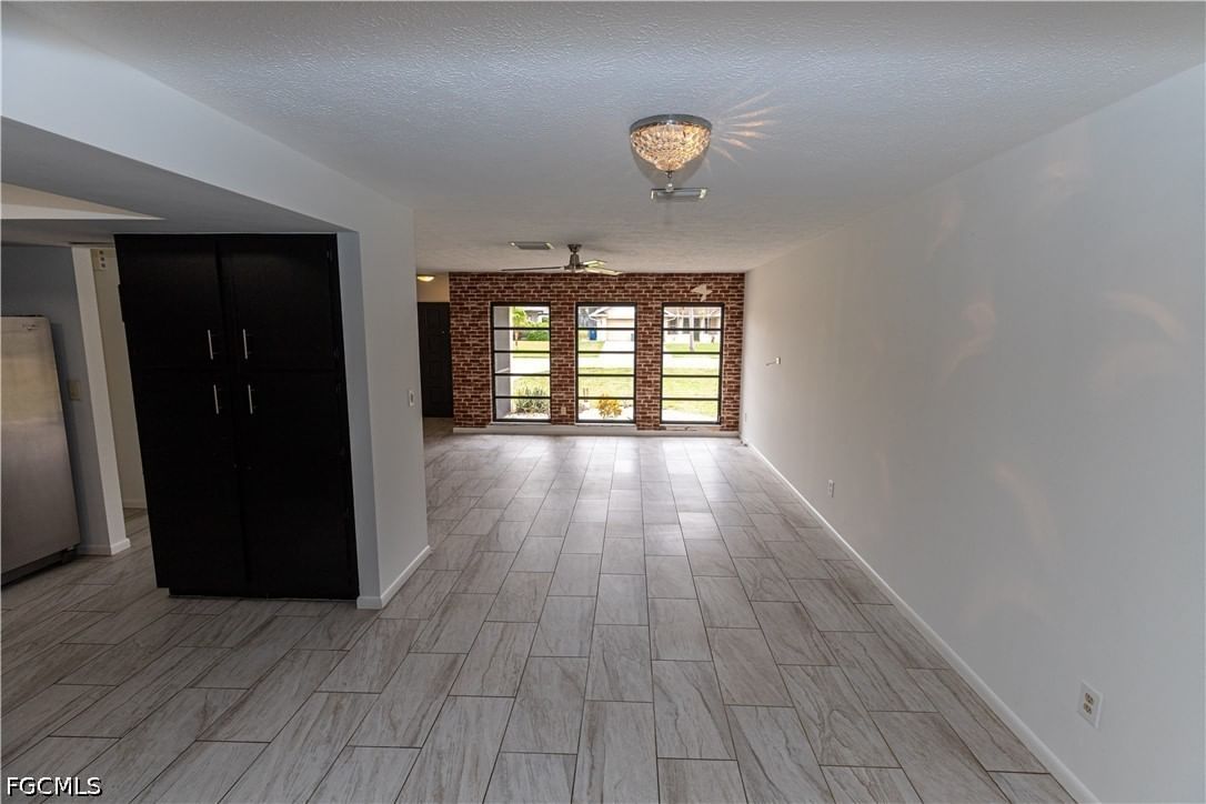 25572 Fenner Circle, Bonita Springs, FL 34135 photo 5