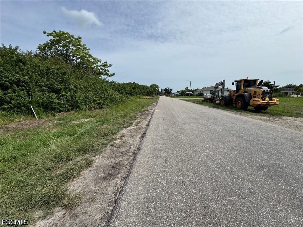2707 NE 22nd Place, Cape Coral, FL 33909 photo 3