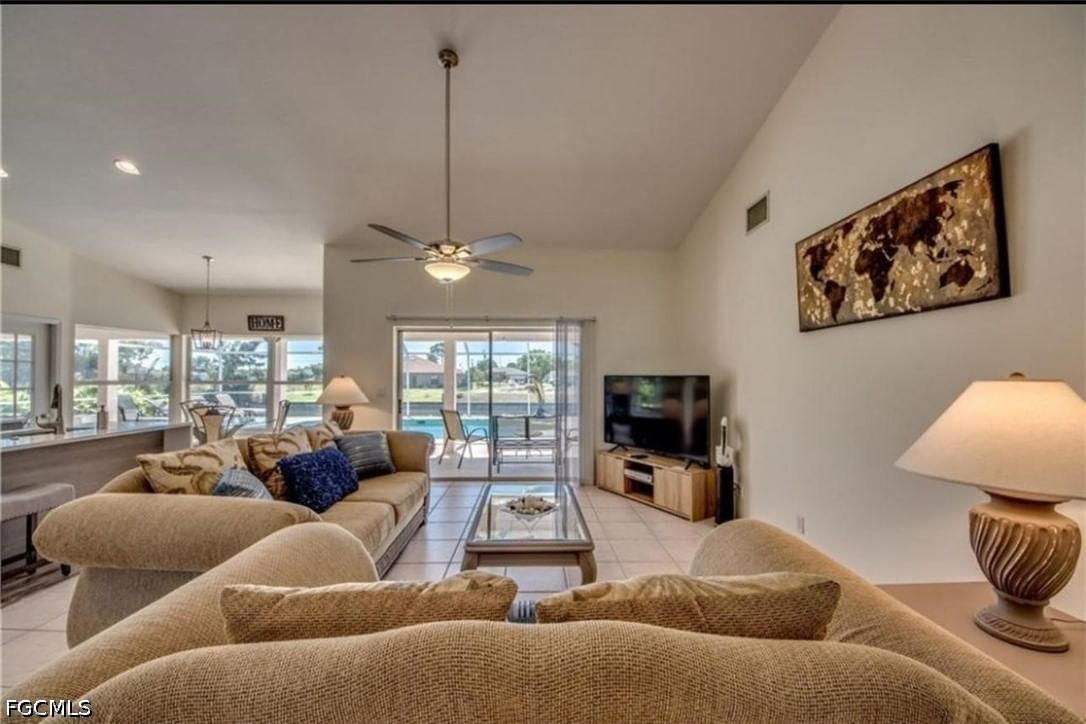 318 SW 28th Street, Cape Coral, FL 33914 photo 3