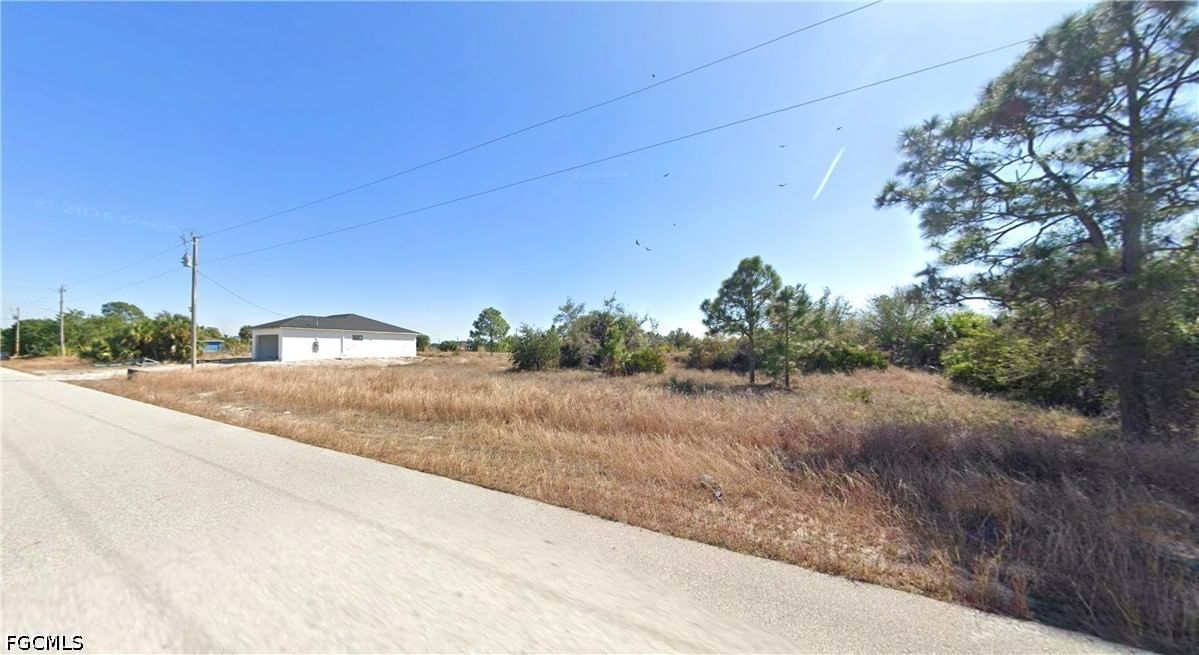 1124 Fontana Street E, Lehigh Acres, FL 33974 photo 3