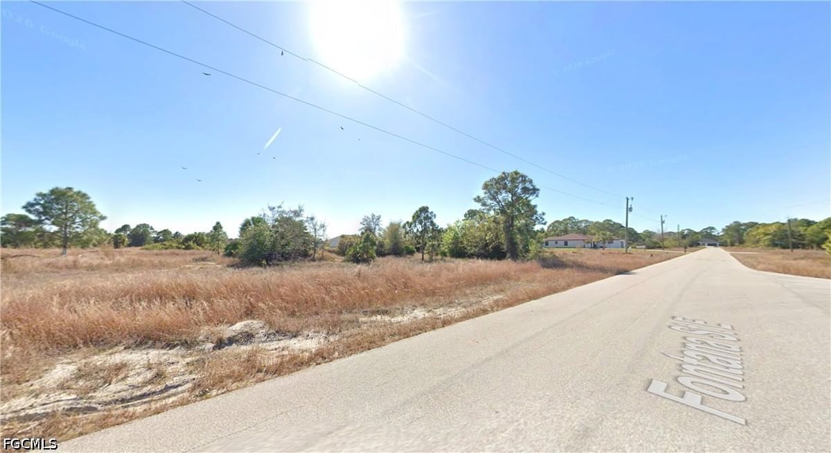 1124 Fontana Street E, Lehigh Acres, FL 33974 photo 4