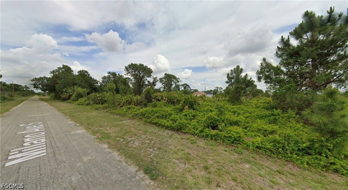 763 Milano Avenue S, Lehigh Acres, FL 33974 photo 3